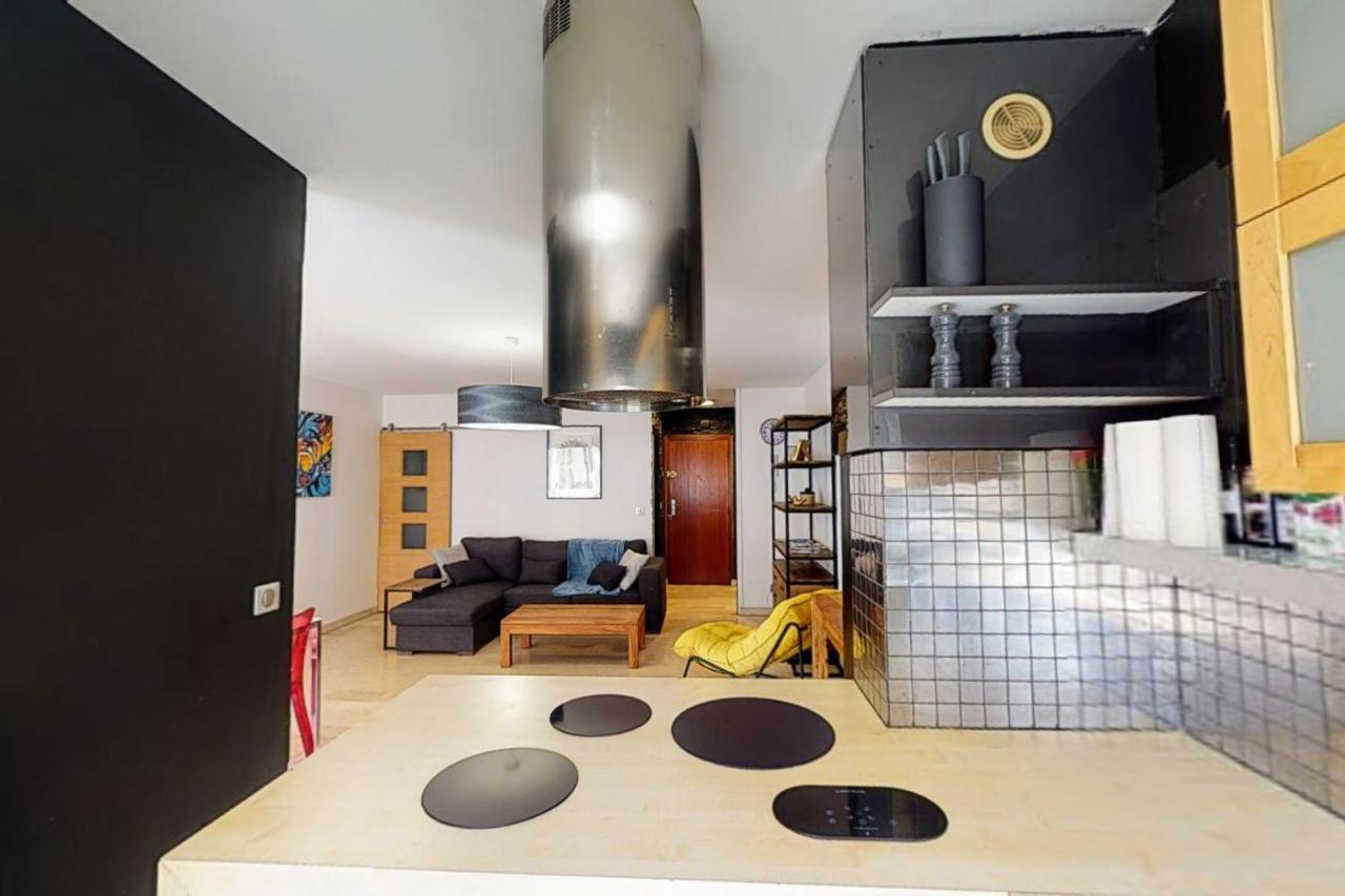 Le Jean-Jacques Rousseau - 2 Rooms By The Canal In The Heart Of Annecy Ngoại thất bức ảnh