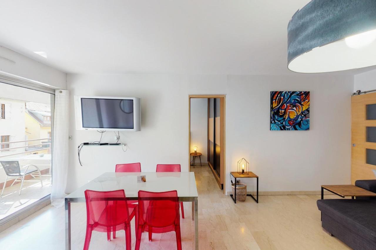 Le Jean-Jacques Rousseau - 2 Rooms By The Canal In The Heart Of Annecy Ngoại thất bức ảnh